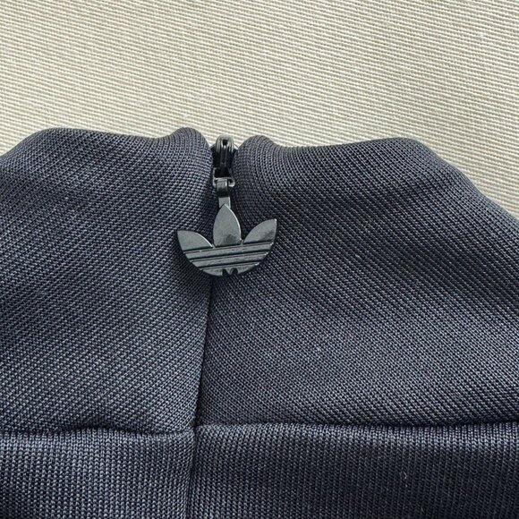 Adidas Originals Fitted Dress in Black, size Small - Picture 6 of 11